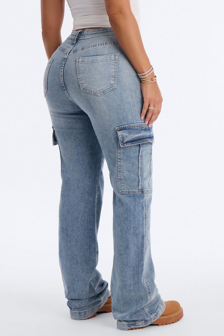Break Bad Habits Cargo Straight Leg Jeans - Light Wash