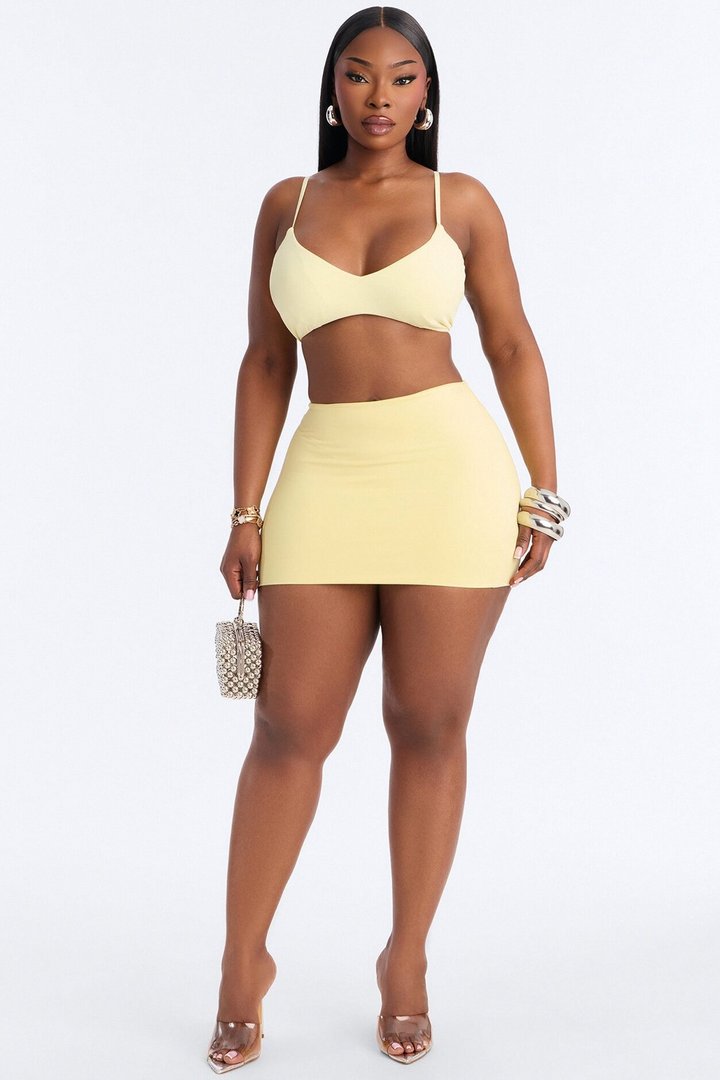Second Skin Scoop Neck Spaghetti Strap Bra Top - Yellow