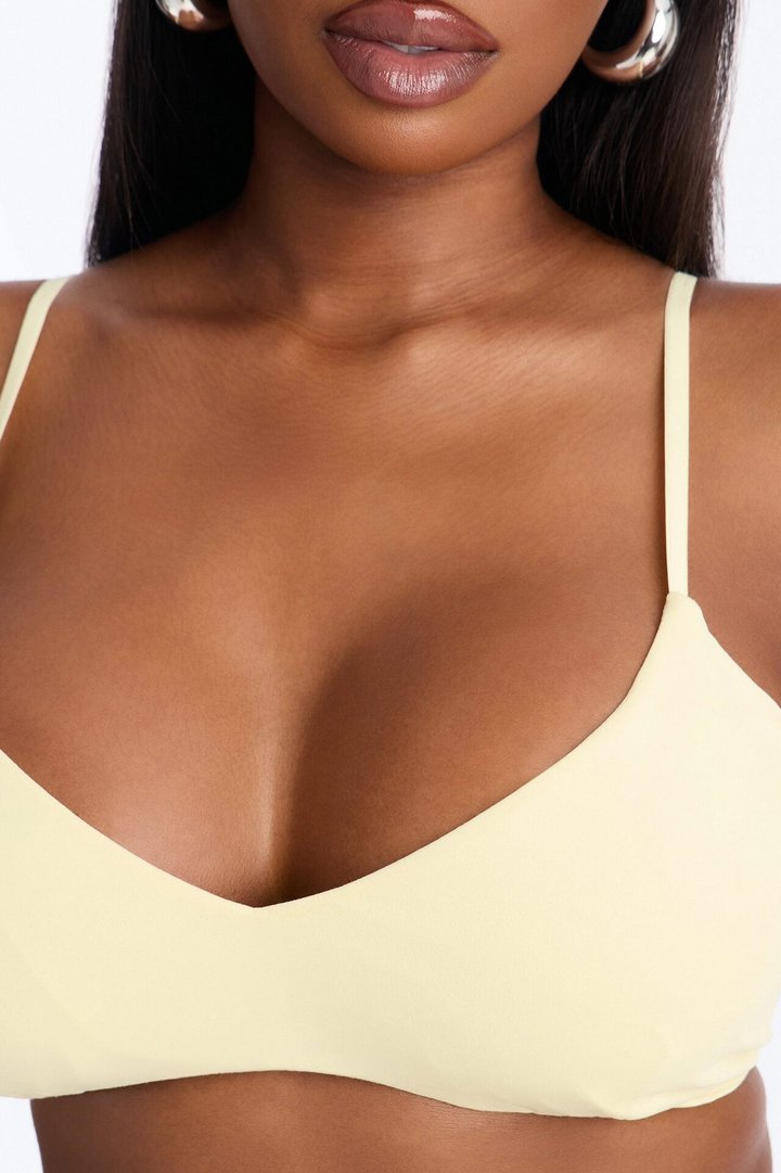 Second Skin Scoop Neck Spaghetti Strap Bra Top - Yellow