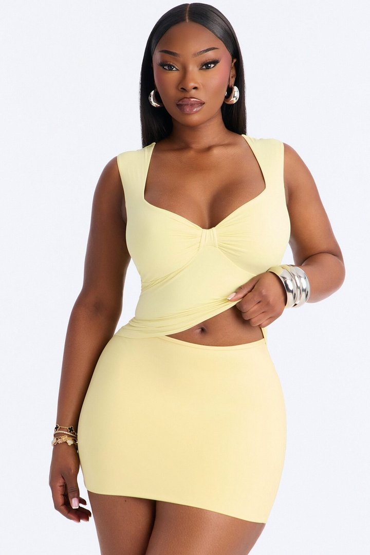 Second Skin Padded Sweetheart Neck Top - Yellow