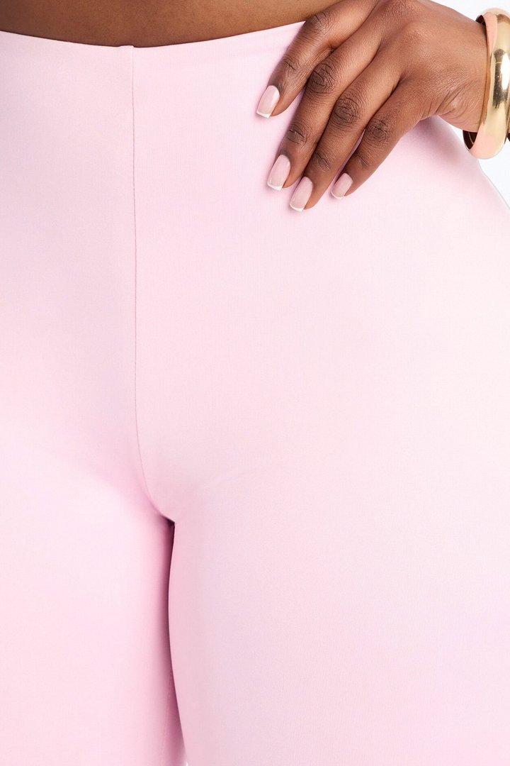 Contour Double Lined Capri Pant - Light Pink