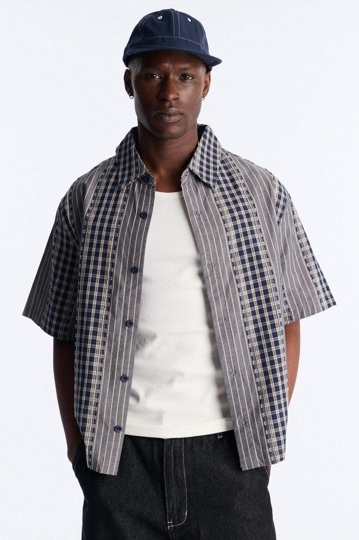 Relaxed Cropped Creekside Stripe Distressed Button Up Shirt - Navy
