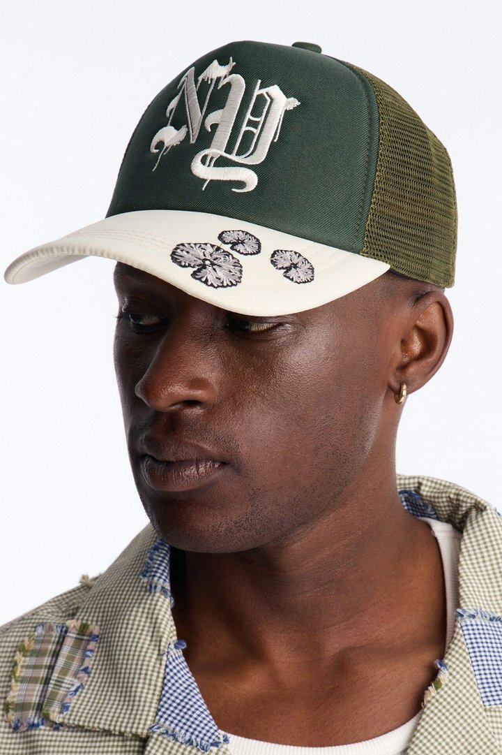 NY Old English Embroidery Trucker Snapback Hat - Green