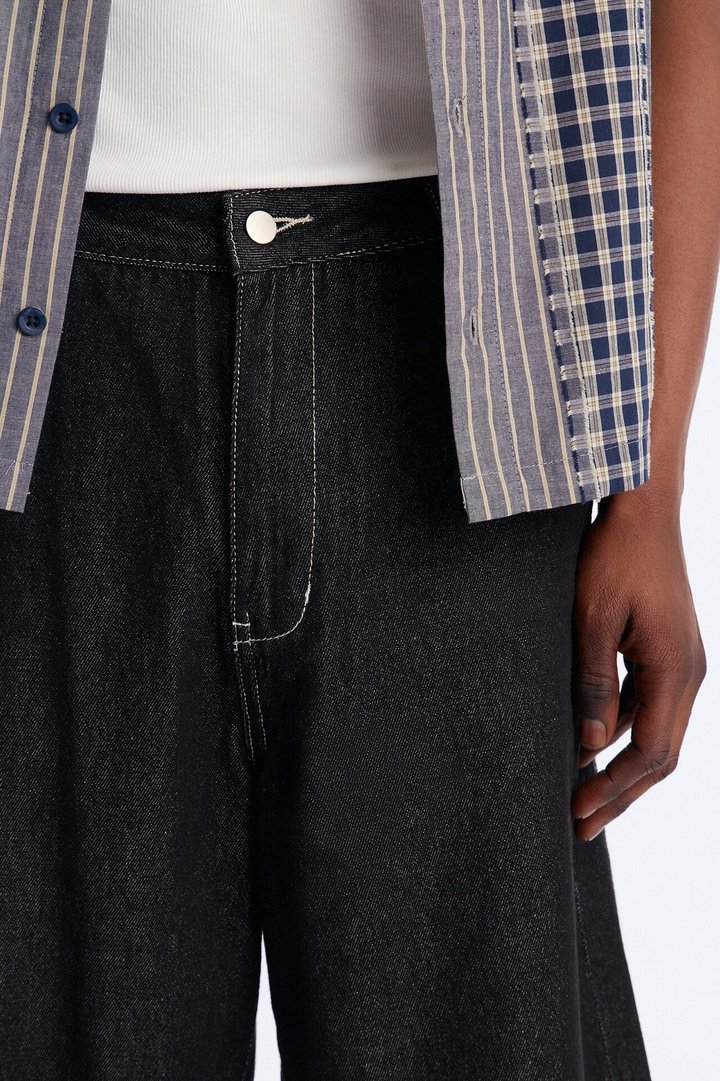 Classic Cuff Baggy Denim Short - Black Wash