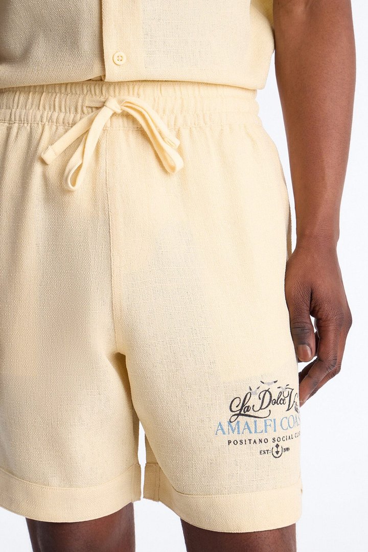 Relaxed La Dolce Vita Short - Butter Yellow