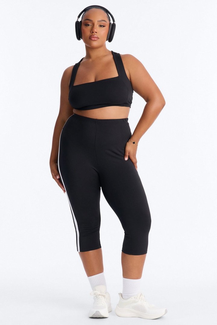 Athena Capri Set - Black/White