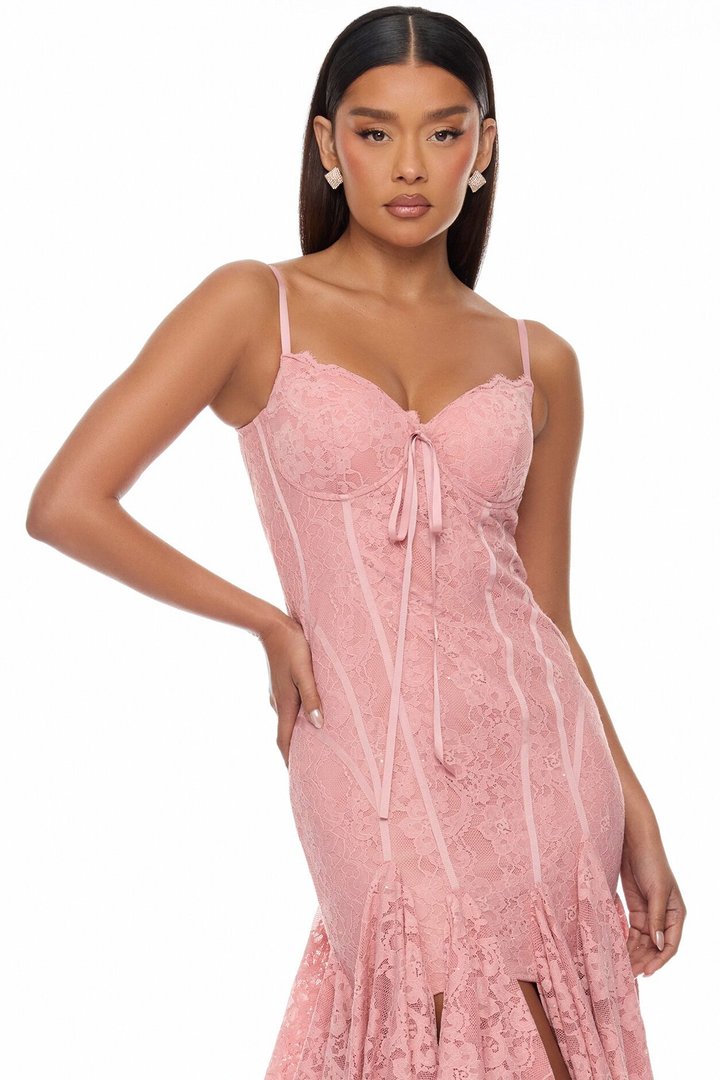 Madeline Ruffle Lace Maxi Dress - Mauve