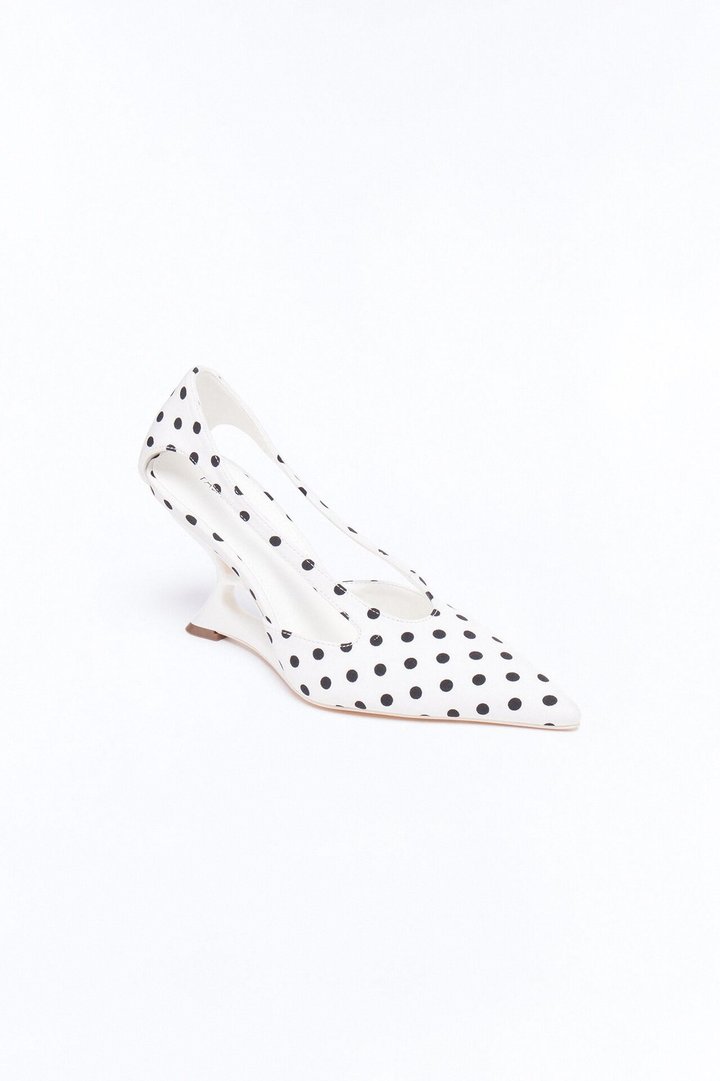 Galilea Novelty Wedge Pumps - White/Black