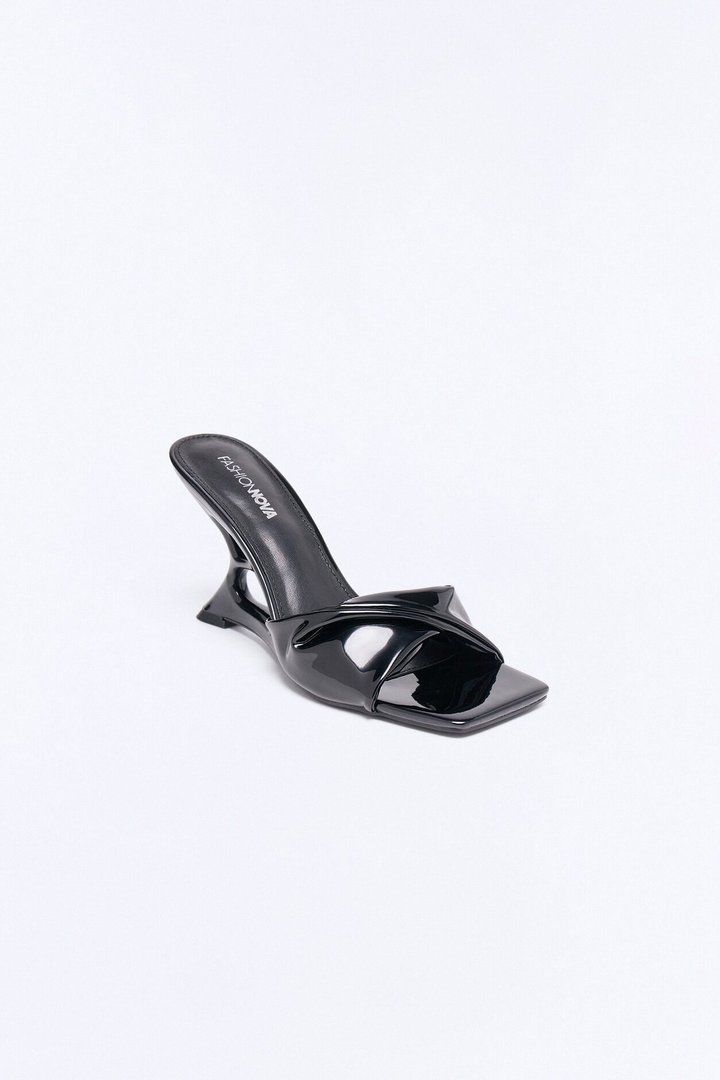 Ila Novelty Wedges - Black