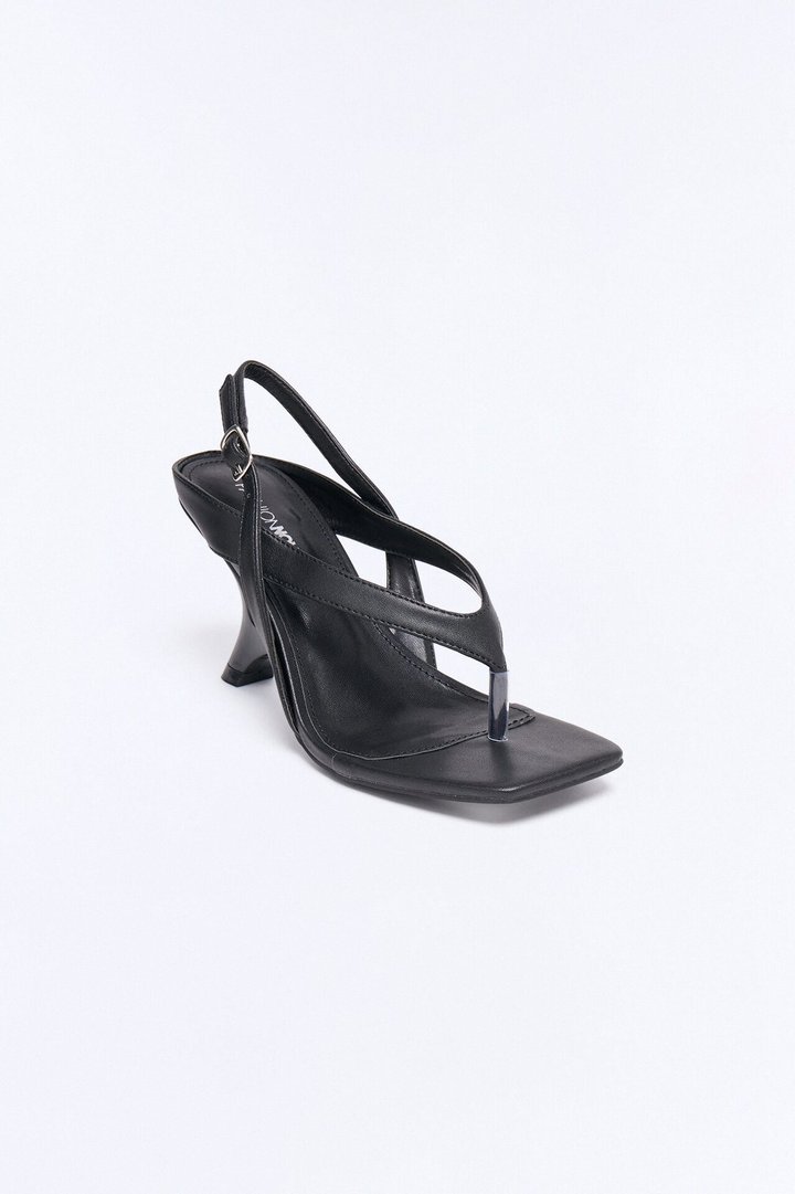 Zoya Thong Slingback Novelty Wedges - Black