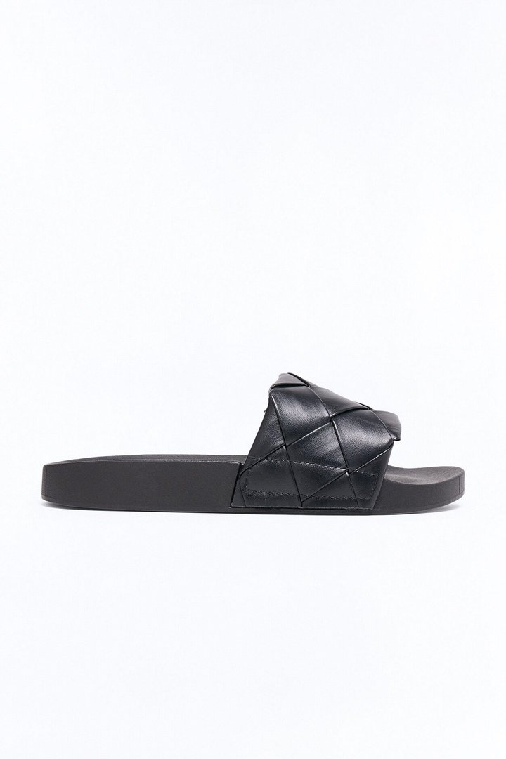 Caera Woven Strap Slides - Black