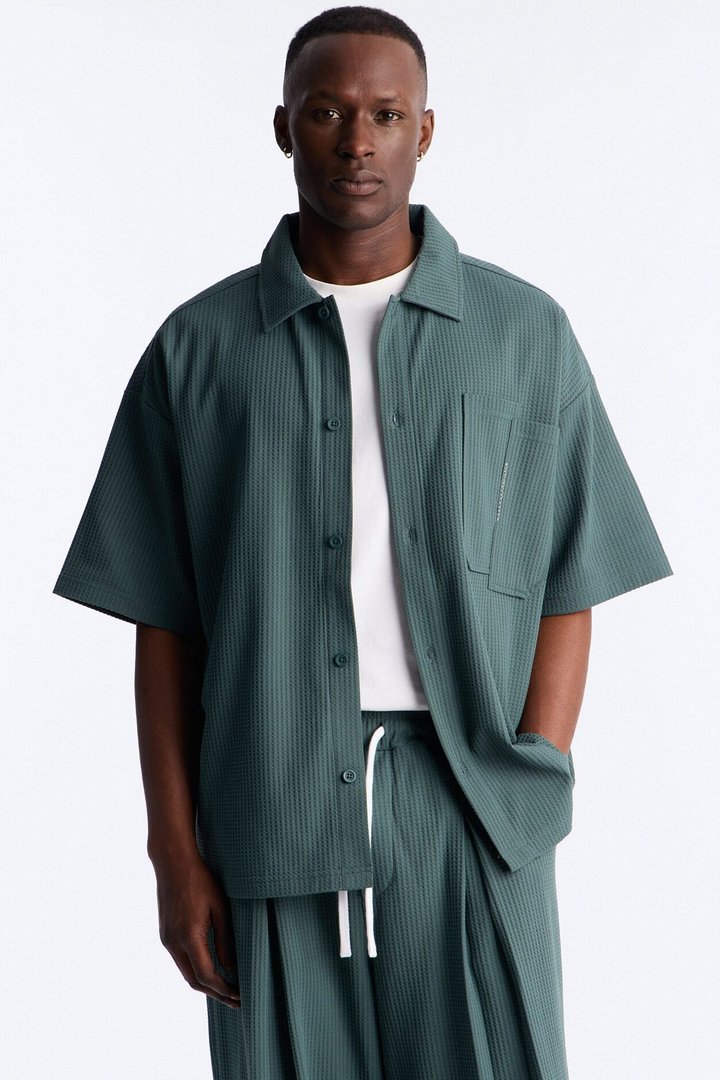 Relaxed Peak Pine Button Up Shirt - Hunter Green