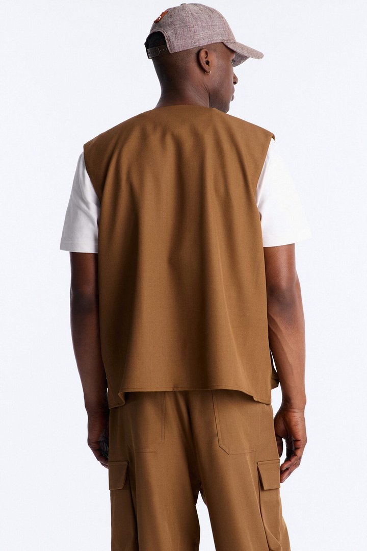 Lumina All Over Pocket Elevated Vest - Brown