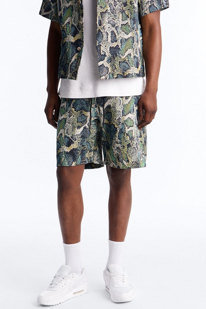 Relaxed Anaconda Club Short - Green/combo
