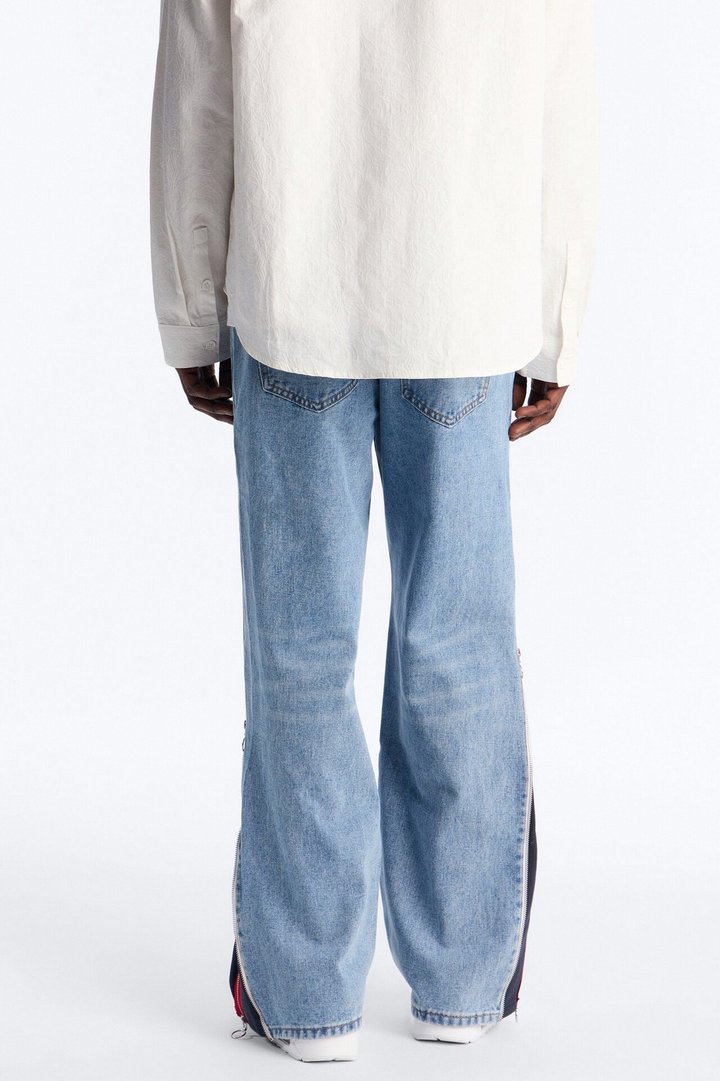 Straight Off Track Terry Zip Jean - Light Wash