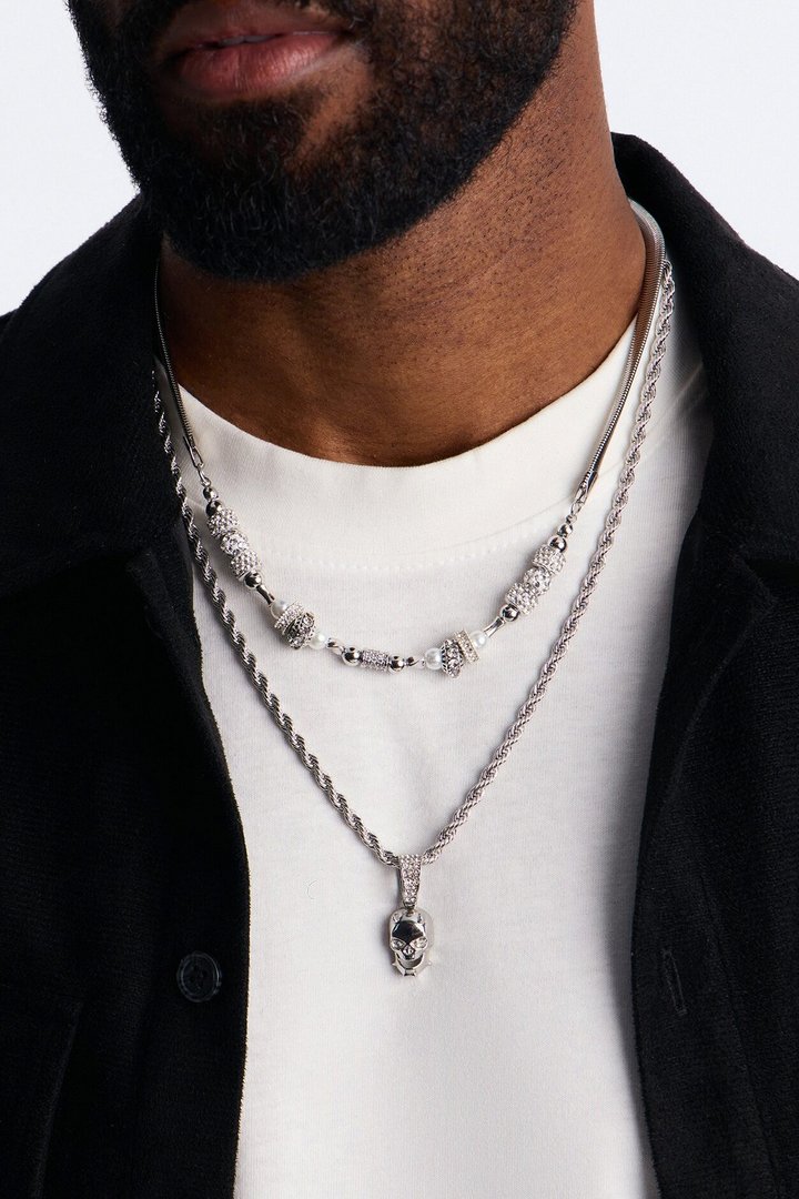 No Mercy Skull Rhinestone Necklace Set - Silver