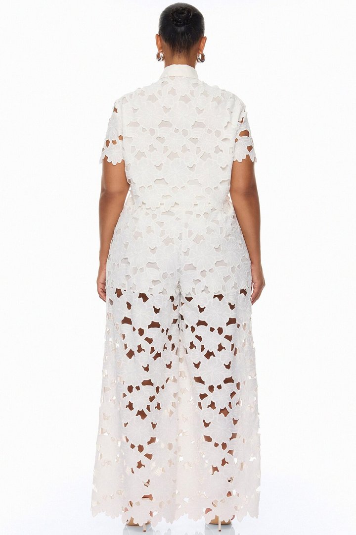 Kierra Short Sleeve Embroidered Top - White