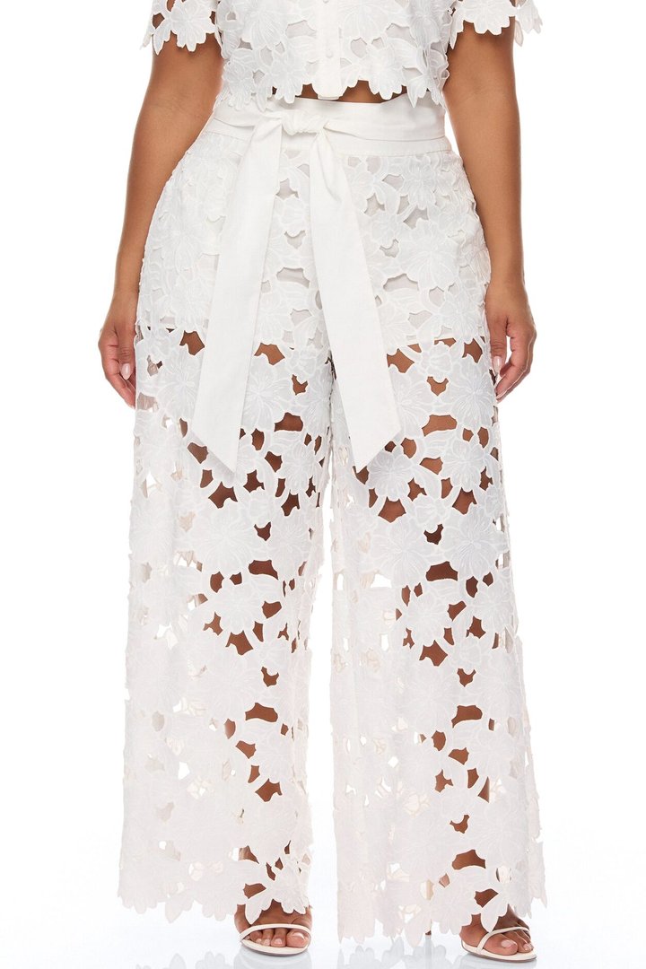 Kierra Wide Leg Embroidered Pant - White