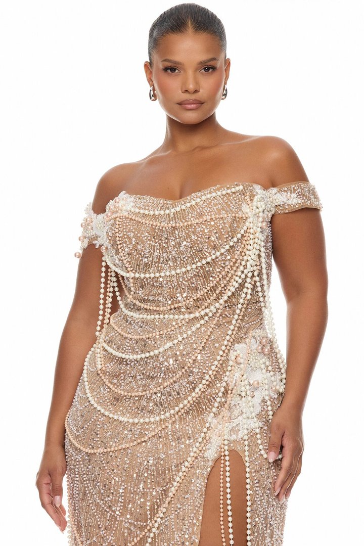 Diamonds And Pearls Embellished Gown - Nude