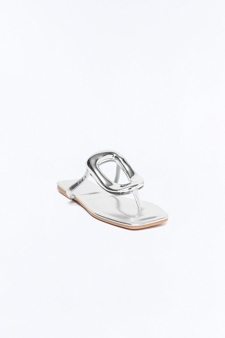 Malaysia Hardware Flip Flops - Silver
