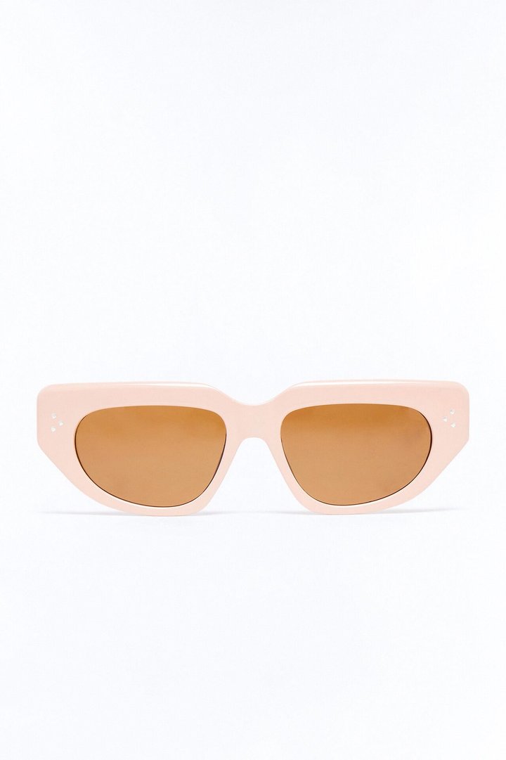 Complete The Look Cat Eye Sunglasses - Nude