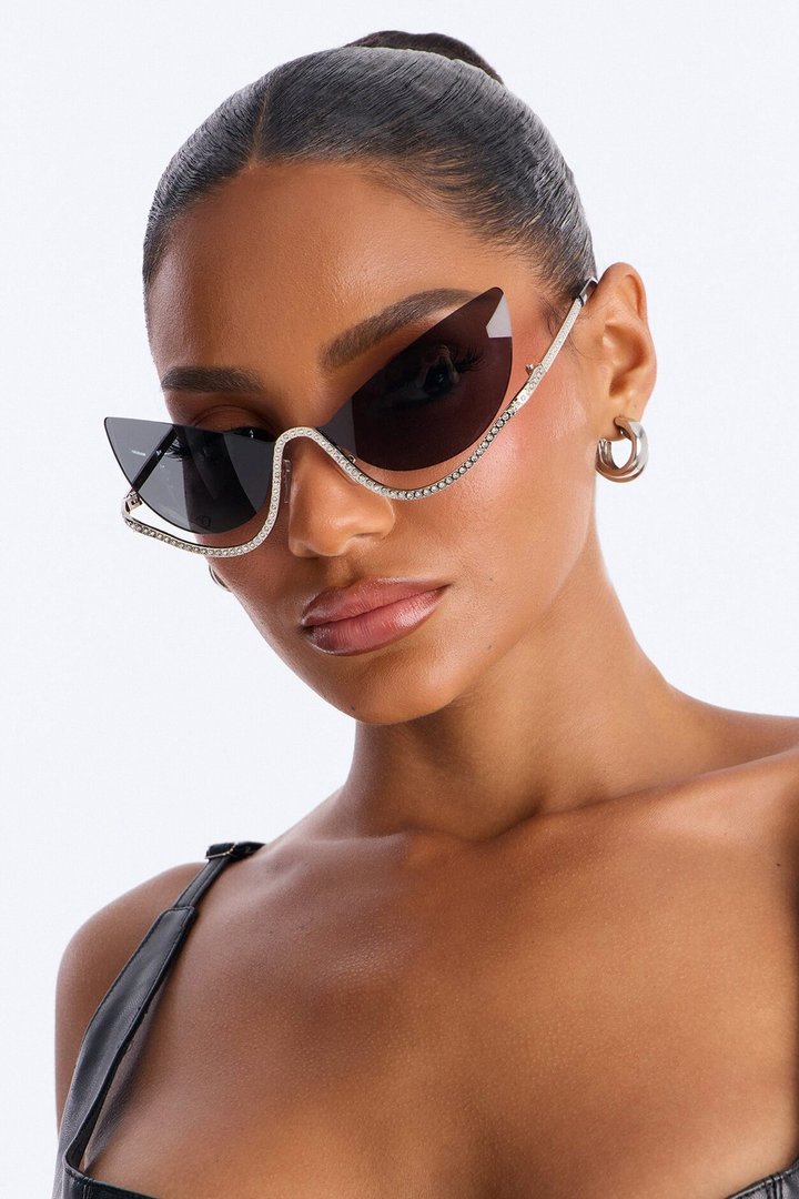 Super Nova Girl Rhinestone Sunglasses - Silver/Black