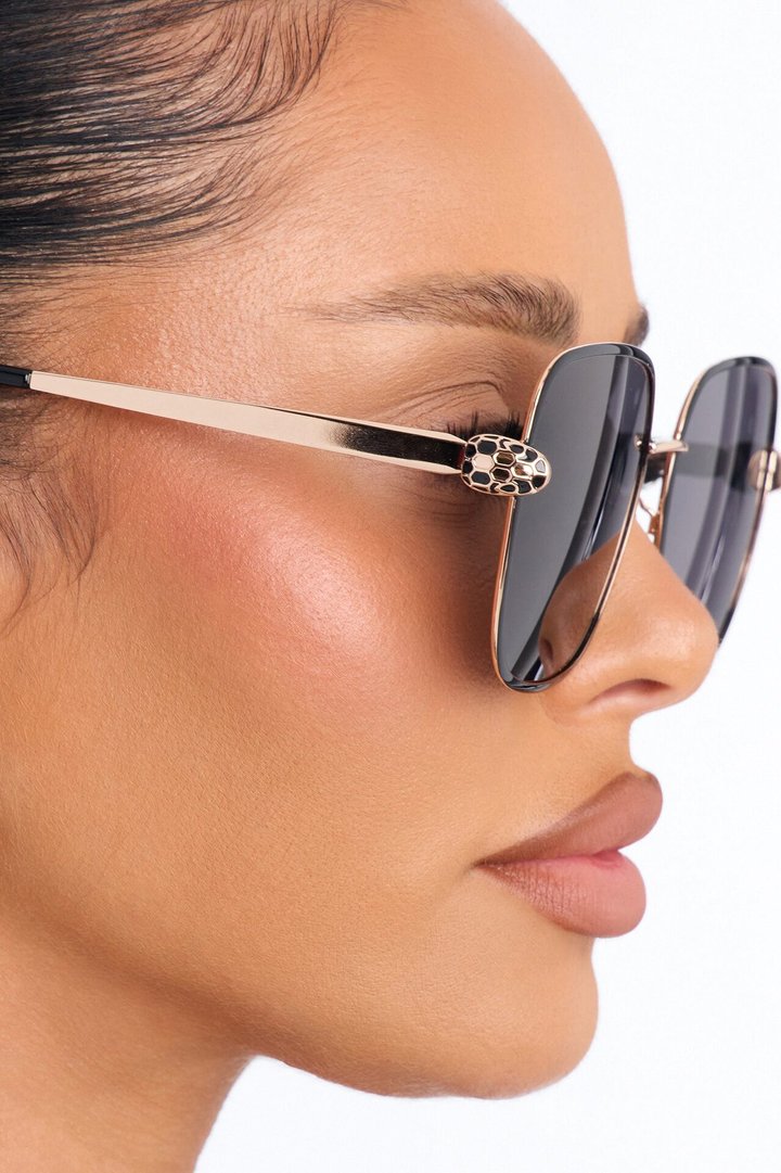 Sneaking Up Sunglasses - Black