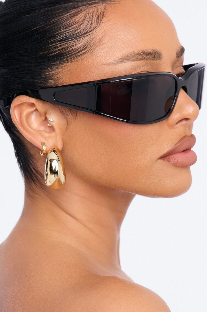 Record Breaker Sunglasses - Black