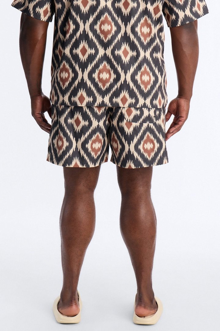 Geometric Sahara Swim Trunk 7″ - Black/Brown