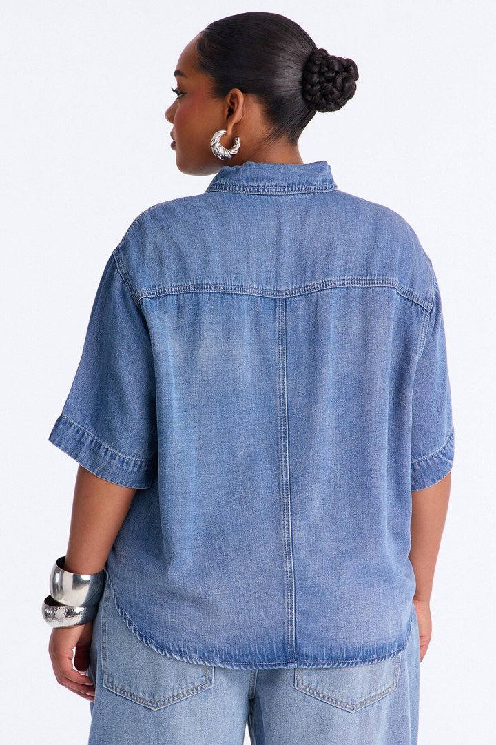Elevated Casual Oversized Denim Shirt - Medium Wash