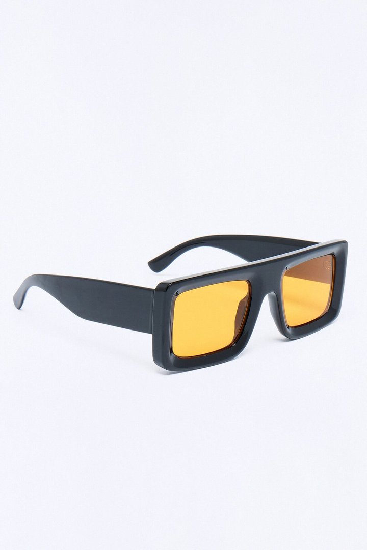 Pop Culture Sunglasses - Black/Yellow