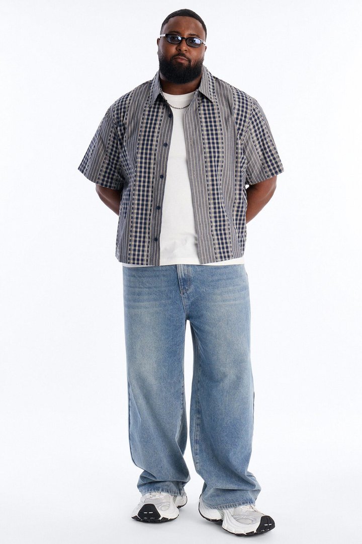 Relaxed Cropped Creekside Stripe Distressed Button Up Shirt - Navy