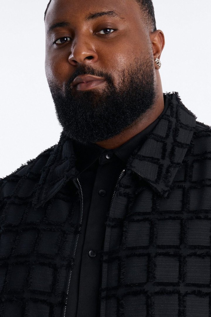 Quadrate Textured Zip Jacket - Black