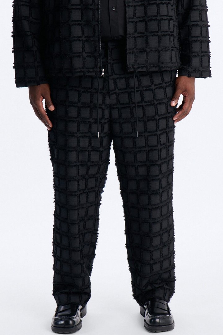 Straight Quadrate Textured Trouser - Black