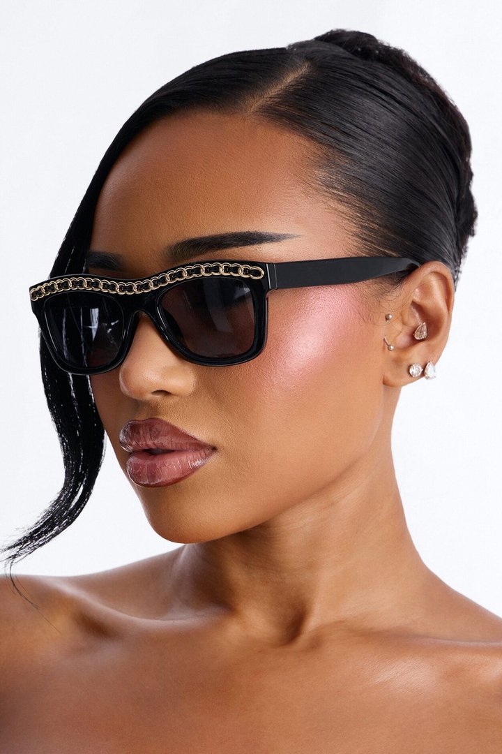 Extra Chic Sunglasses - Black