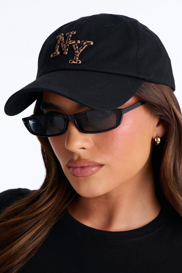 A Bit Wild In NY Baseball Hat - Black/combo