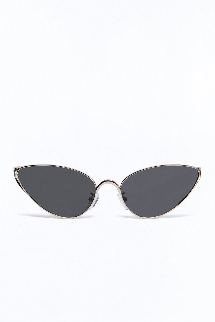 Cafe Dulce Sunglasses - Silver/Black