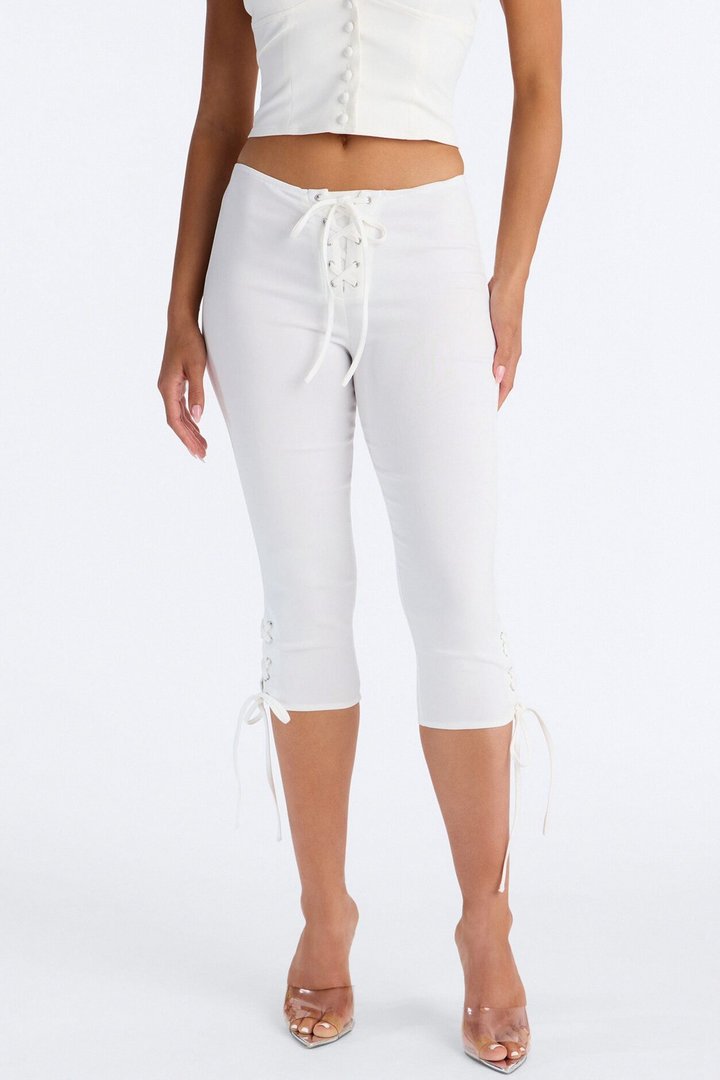 Inara Mid Rise Skinny Capri Pant - White