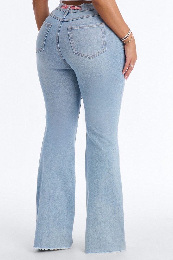 Amore Mio Belted Scarf Flare Jeans - Light Wash