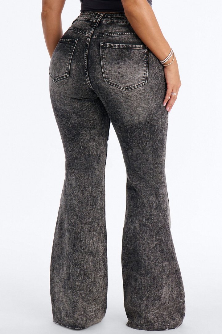 Can't Blame Them Stretch Flare Jeans - Black Wash