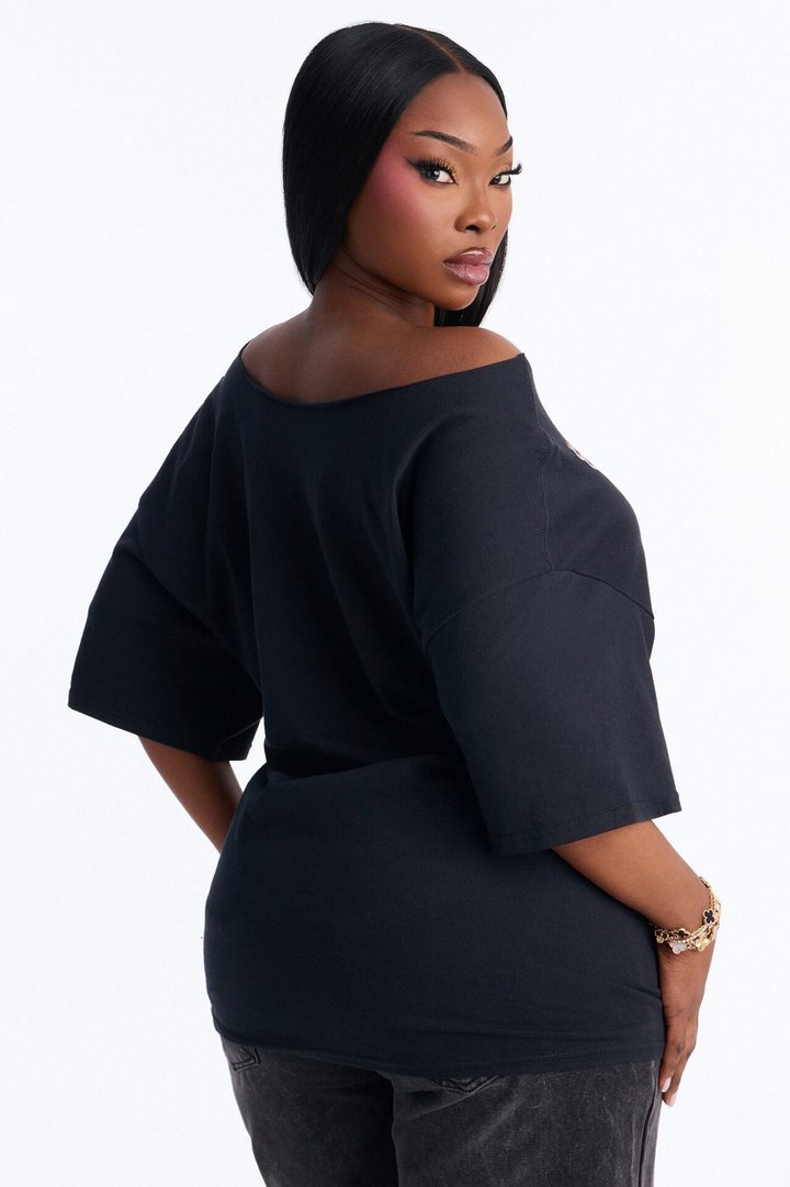 Gold Lips Off Shoulder Tee - Black