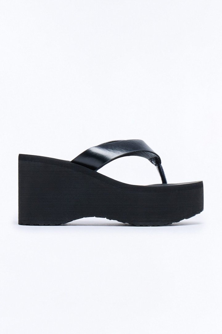 Poolside Thong Wedges - Black