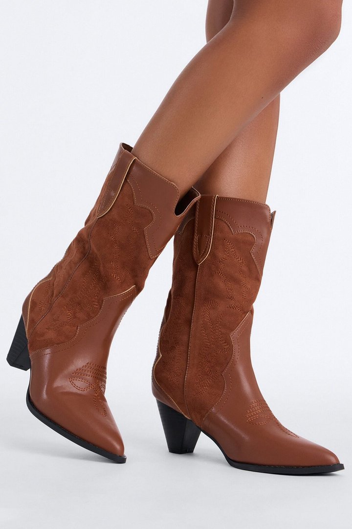 Peachy Keen Cowboy Boots - Tan
