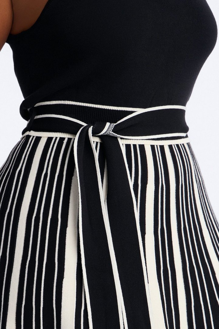 Danica A Line Knit Midi Dress - Black/White