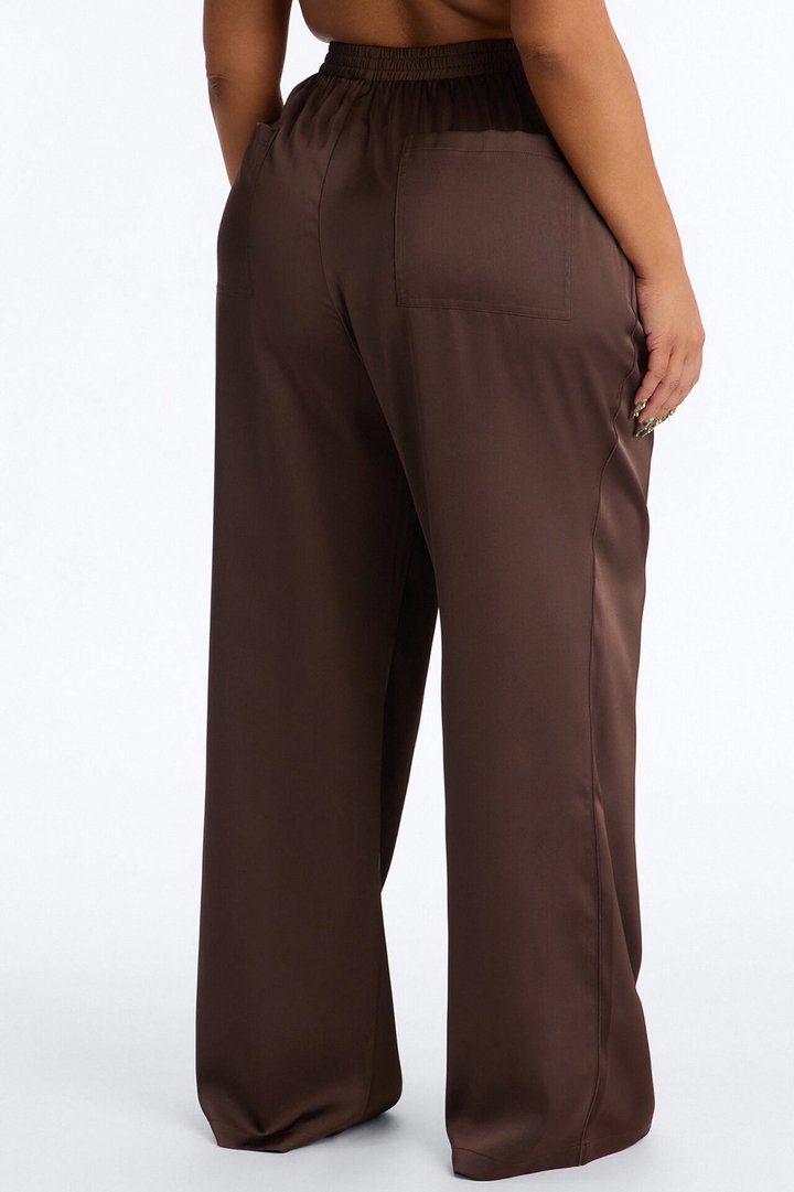 Teagan Low Rise Satin Wide Leg Pant 33″ - Chocolate