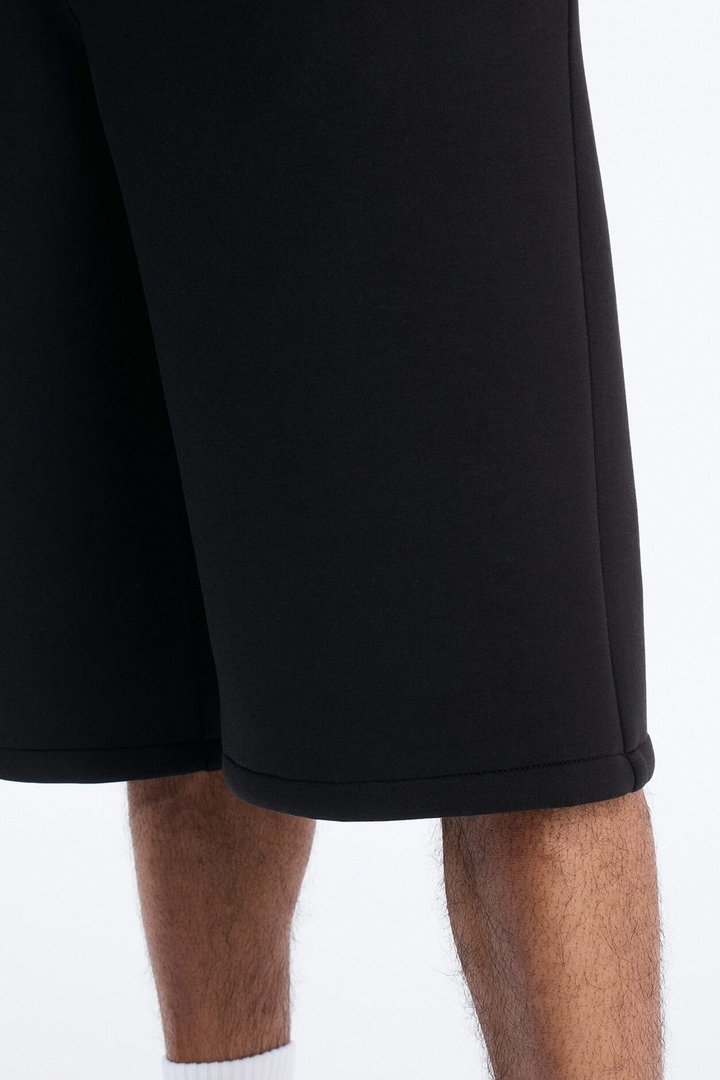 Baggy Arclight Interlock Short - Black