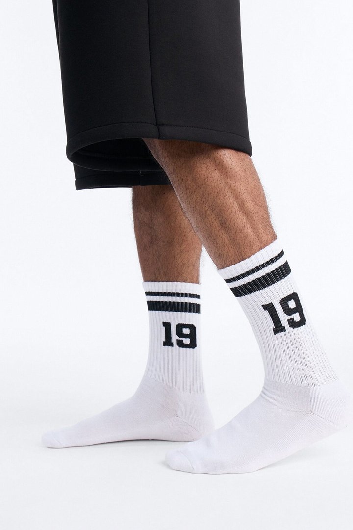 Varsity 19 Stripe Crew Socks - White