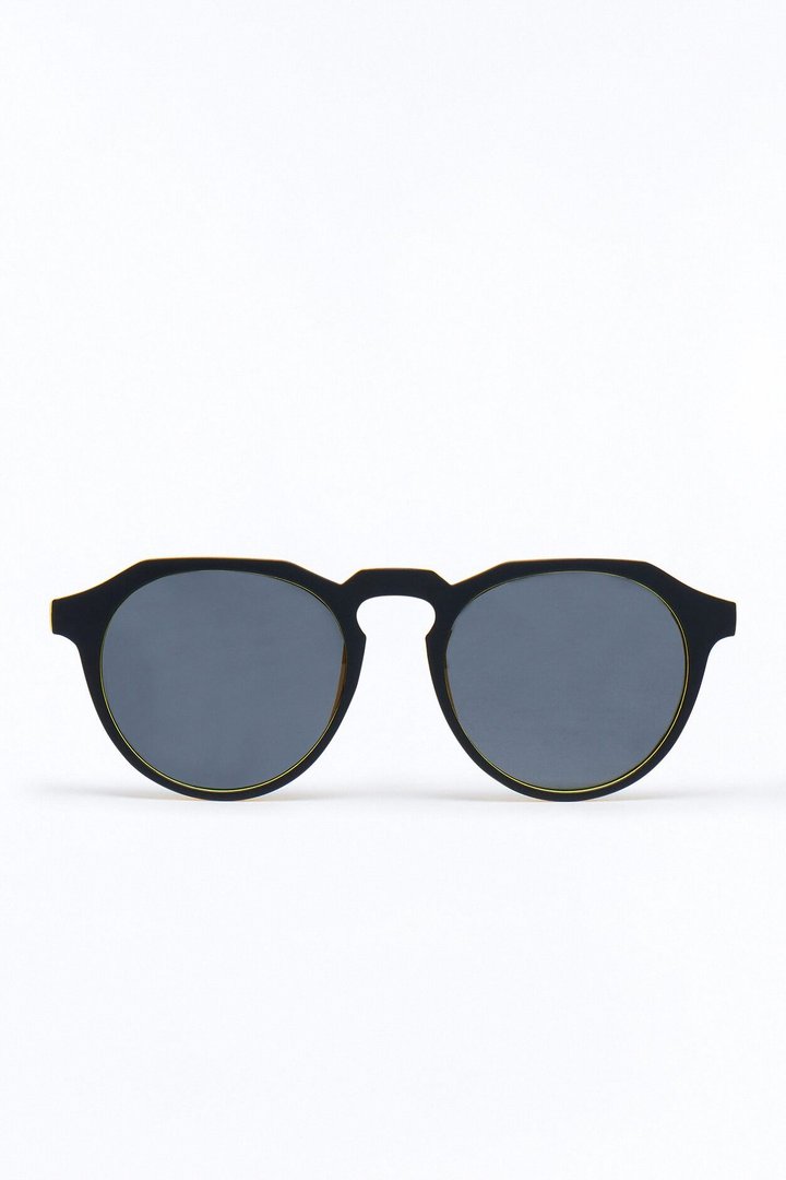 In Season Two Tone Sunglasses - Black/Yellow