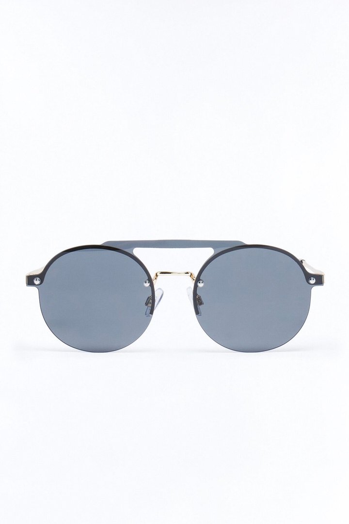 Keep Me Noted Sunglasses - Gold/Black
