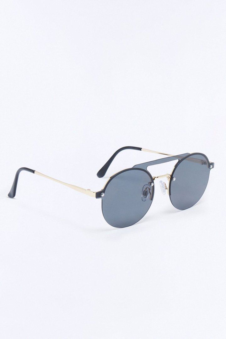 Keep Me Noted Sunglasses - Gold/Black